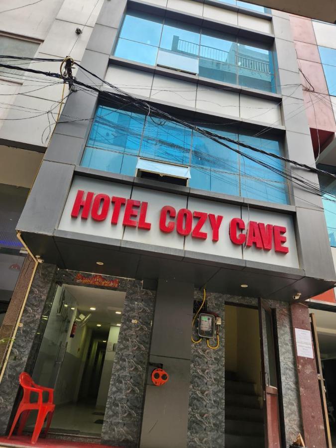 Hotel Cozy Cave Near Igi Airport Delhi นิวเดลี ภายนอก รูปภาพ